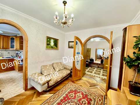 квартира за адресою Глібова вул., 16