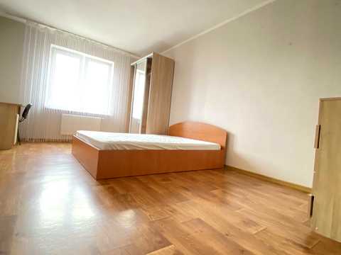 квартира за адресою Сергія Данченка вул., 5