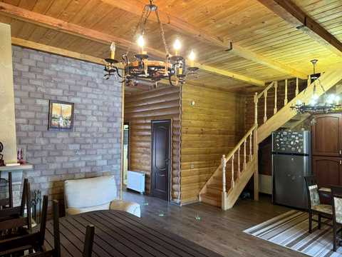 будинок за адресою Соснова, 152