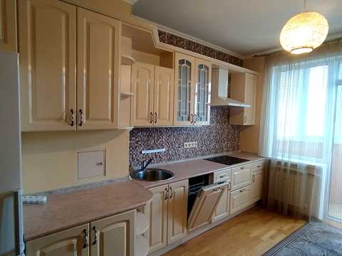 квартира за адресою Дніпровська набережна вул., 23