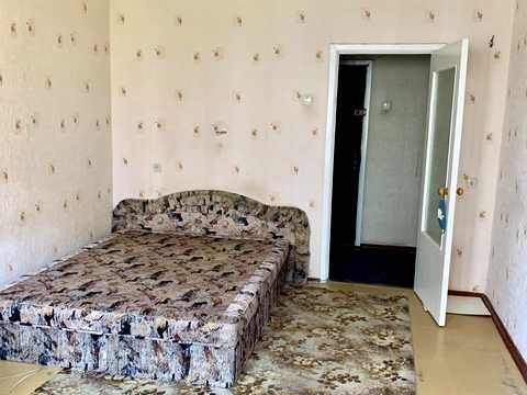 квартира по адресу Ревуцкого ул., 17-Б