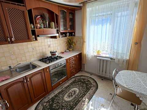 кімната за адресою Хуторівка вул., 42