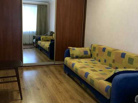 квартира за адресою Оленівська вул., 34