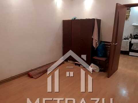 квартира за адресою Зброярська вул. (Малиновського), 8