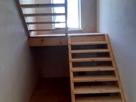 будинок за адресою с. Плесецьке, Центральна