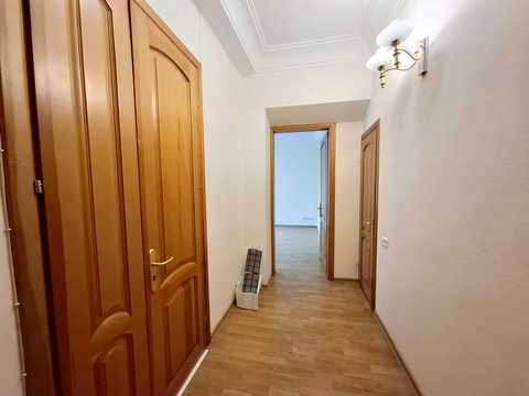 коммерческая по адресу Ивана Мазепы ул. (Січневого Повстання), 3