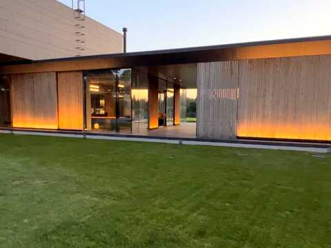 будинок за адресою Центральна вул., 55