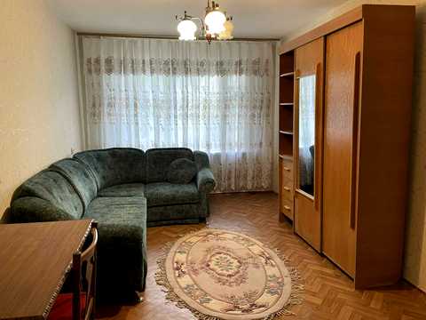 квартира за адресою Мілютенка вул., 21