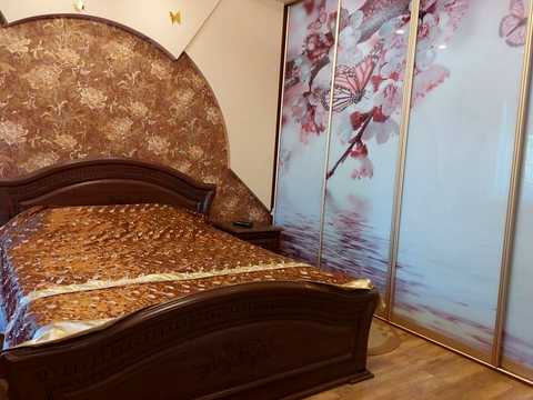 дом по адресу Героя України Дмитра Крамара ул., 3