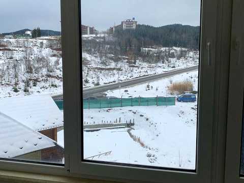 комерційна за адресою Вишні, 300