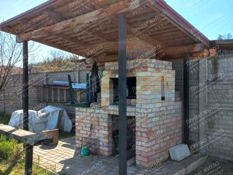 будинок за адресою с. Брунівка, центральна, 1
