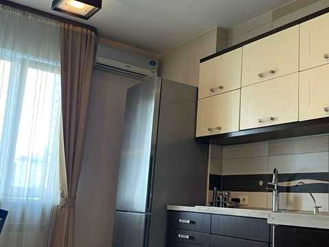 квартира за адресою Саперно-Слобідська вул., 8