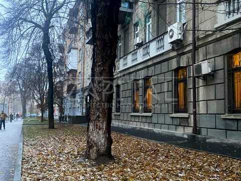 комерційна за адресою Золотоворітська вул., 2-А