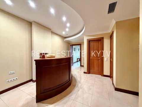 комерційна за адресою Шота Руставелі вул., 44