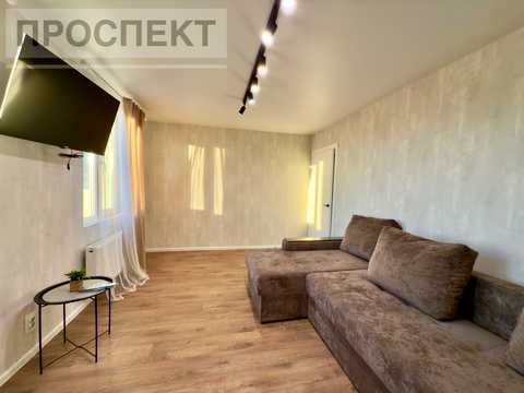 квартира за адресою Михайла Лушпи просп. (Космонавтів), 5