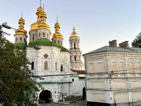 коммерческая по адресу Лаврская ул. (Январского восстания), 7-А