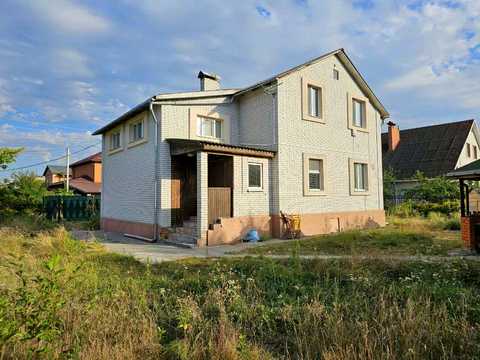 квартира по адресу Патона, 1