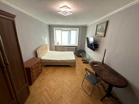 кімната за адресою Джона Леннона вул., 25