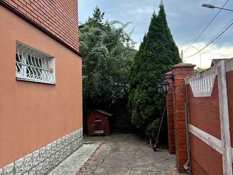будинок за адресою Садова вул., 2