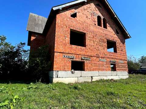 будинок за адресою с. Підлісся, Коцюбинського