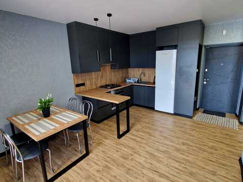 квартира за адресою Роксоляни вул., 18