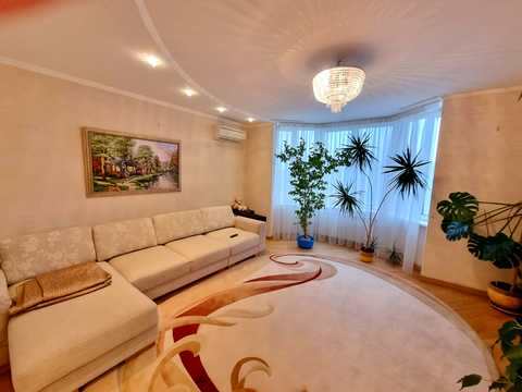квартира за адресою Осіння вул., 33