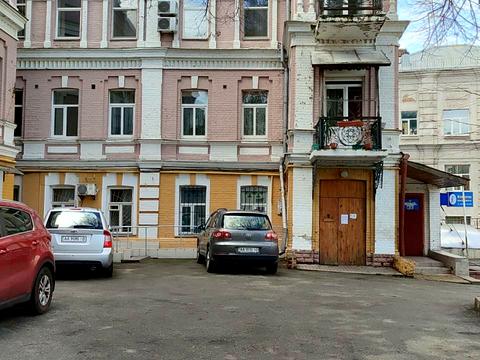 коммерческая по адресу Лютеранская ул., 12