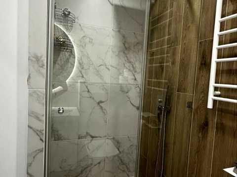квартира за адресою Салютна вул., 2к7