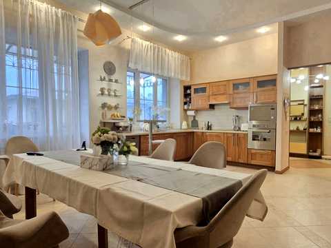 квартира за адресою Шовковична вул., 7-А