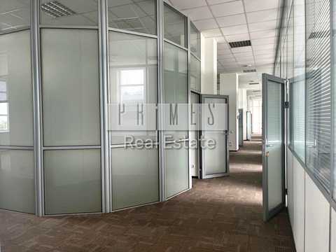 комерційна за адресою Почайнинська вул., 1