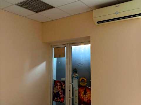 комерційна за адресою Гірників вул., 1