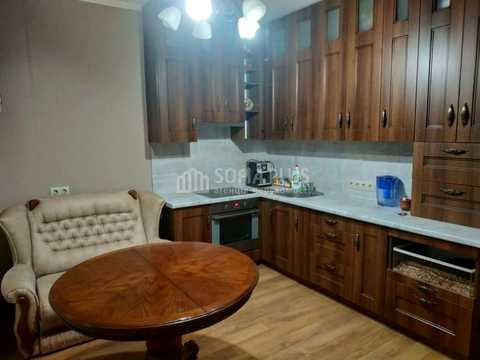 квартира за адресою Райдужна вул., 165