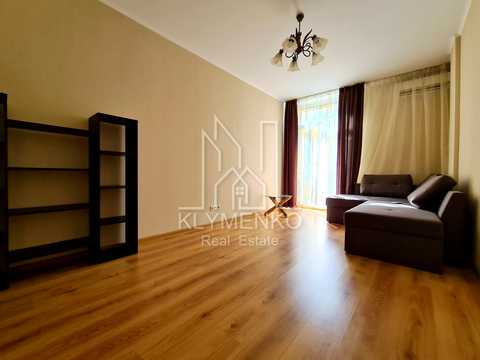 квартира за адресою Регенераторна вул., 4