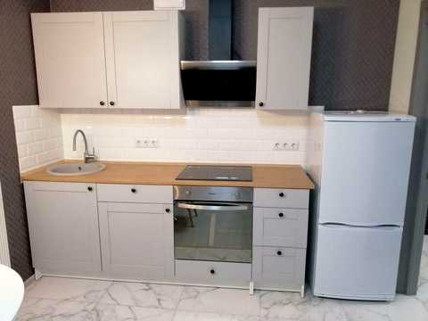 квартира за адресою Зарічна вул., 1