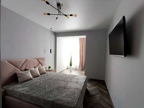 квартира за адресою Озерна вул., 16Б