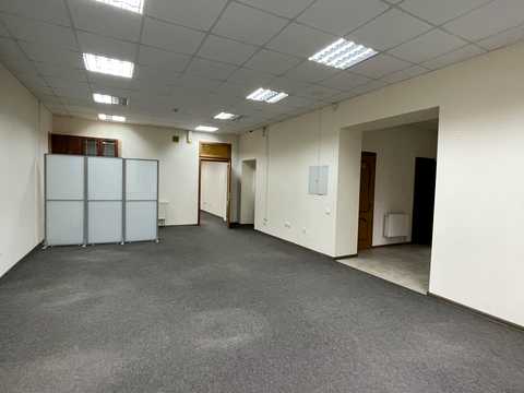 комерційна за адресою Дмитрівська вул., 52-Б