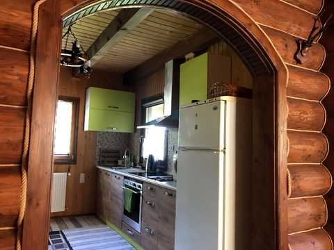 дом по адресу Центральна ул.