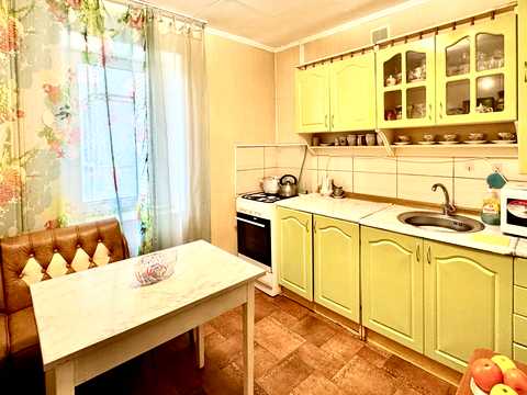 квартира за адресою Чуднівська вул. (Черняховського), 106