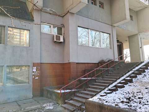 комерційна за адресою Лесі Українки бульв., 21-А