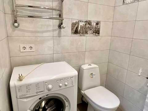 квартира за адресою Повітряна вул., 24