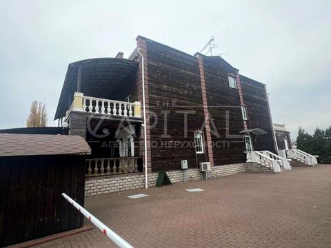 коммерческая по адресу Бориспільський, 1