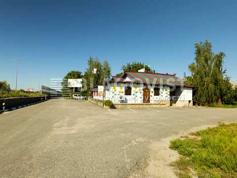 комерційна за адресою Столична вул., 13
