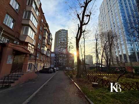 квартира за адресою Героїв Крут вул. (Фурманова), 1