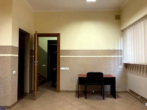 коммерческая по адресу Гетьмана Дорошенко ул. (Жовтневая), 73