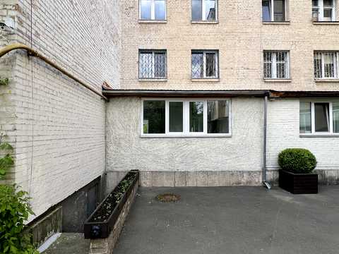 коммерческая по адресу Юрковская ул., 2-6/32