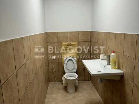 комерційна за адресою Ярославська вул., 39