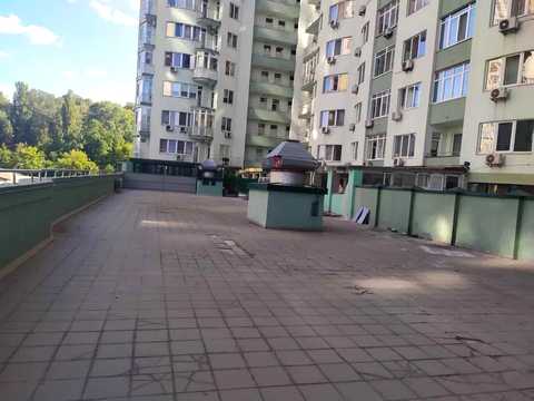комерційна за адресою Генерала Шаповала вул. (Механізаторів), 2Б
