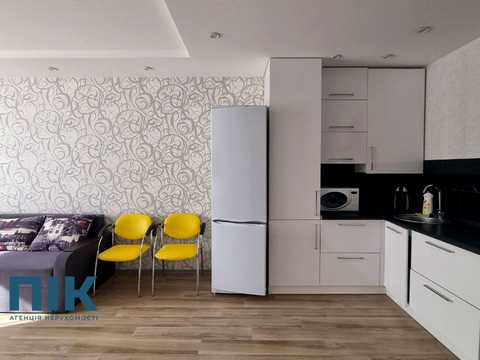квартира за адресою Довженка вул., 13