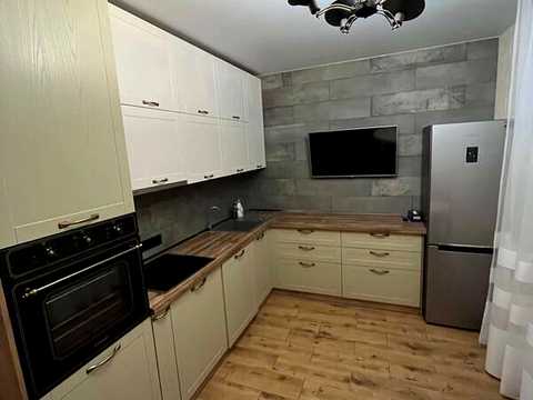 квартира за адресою Сергія Данченка вул., 32