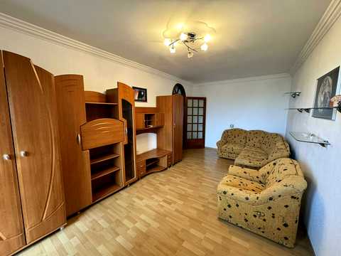 квартира за адресою Володимира Великого вул. (Гагаріна), 83